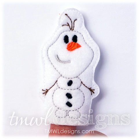 Snowman Finger Puppet