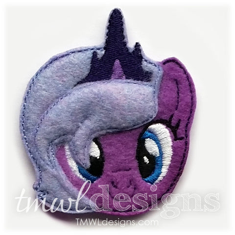 Lunar Pony Head Feltie